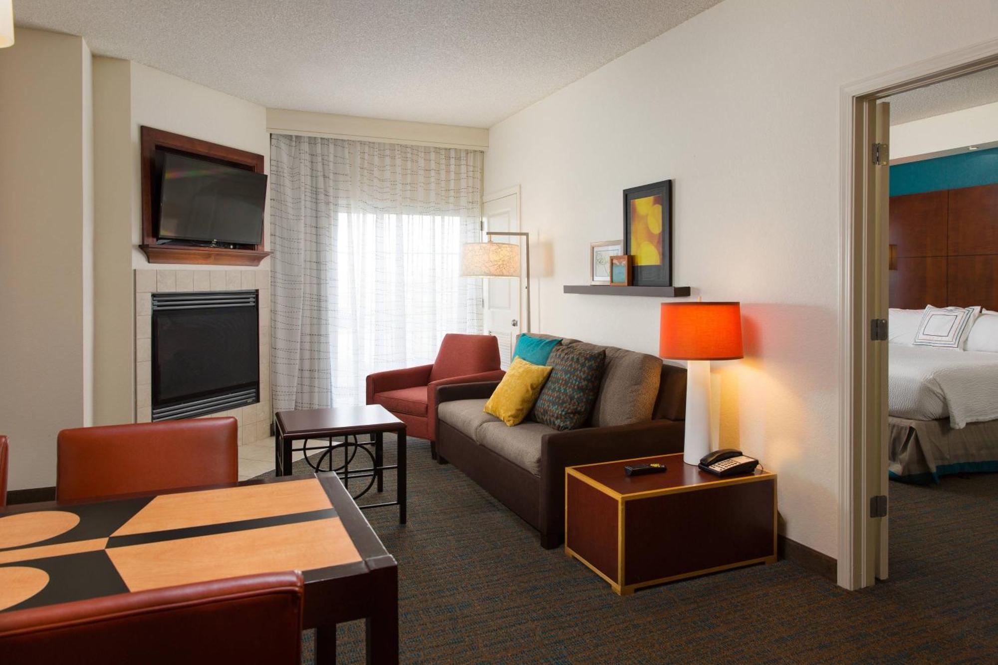 Residence Inn Kansas City Airport Экстерьер фото