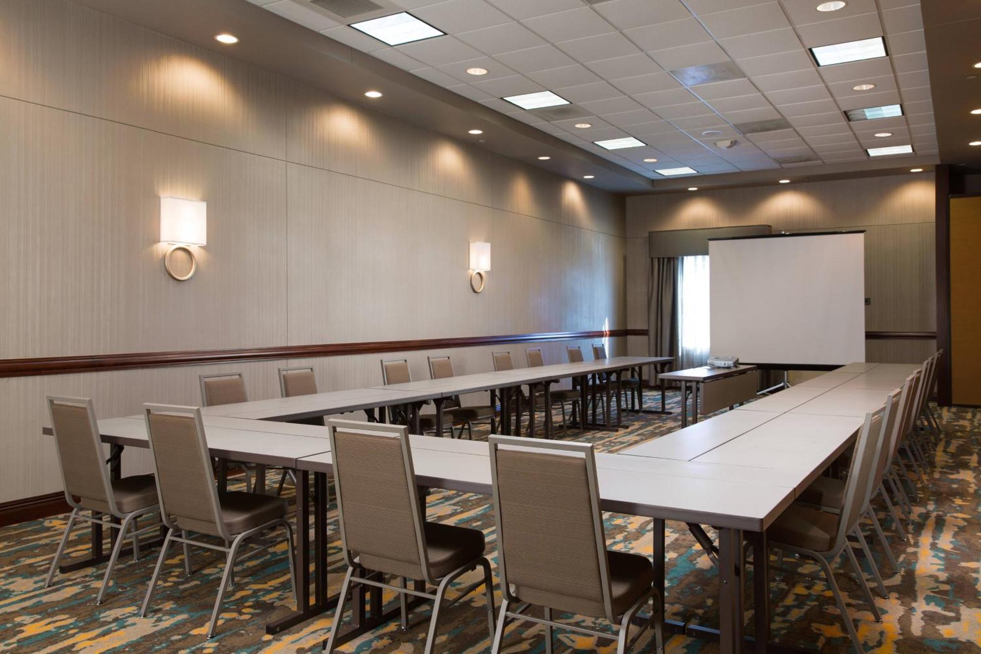 Residence Inn Kansas City Airport Экстерьер фото