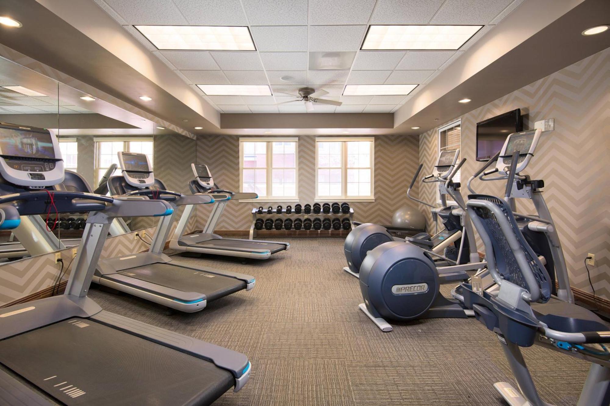 Residence Inn Kansas City Airport Экстерьер фото